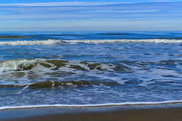 Bord de mer en Italie par un jour d'hiver ensoleillé