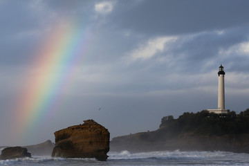 PaysBasque-Phare et Arc-en-ciel