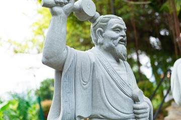Decor in Chinese Kram. Stone statues a