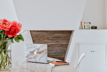 Travailler de chez soi et y installer son bureau