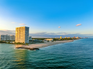 Fototapeta premium Cityscape of Ft. Lauderdale, Florida showing the beach and the city