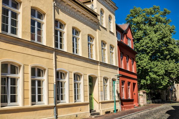 Fototapeta premium güstrow, deutschland - sanierte häuser in der altstadt