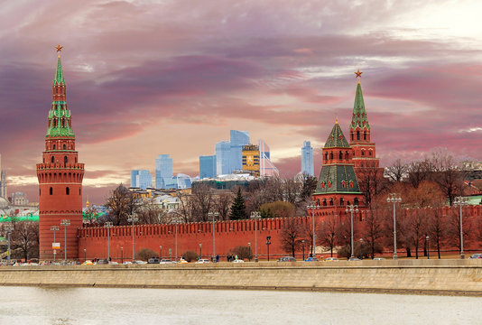 Bloody sunset sky over the Moscow Kremlin
