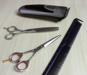  hairdressing scissors with comb