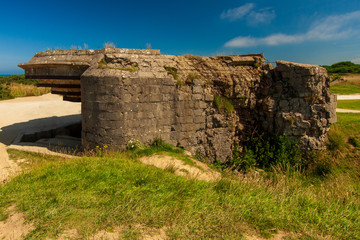 Bunkerreste am Pointe du Hoc in der Normandie in Frankreich