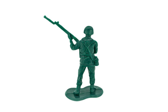 Green toy soldiers on white background. Soldier four on six models. (4/6) Picture thirteen on sixteen viewing angles. (13/16)