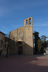 Fototapeta na wymiar Basilica of San Domenico in a sunny day, Arezzo, Tuscany, Italy.