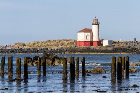 Bandon Lighthouse, Coquille River