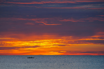 Obraz premium sunset over the ocean