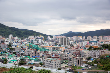 Fototapeta na wymiar Village in Tongyeong-si, South Korea. 