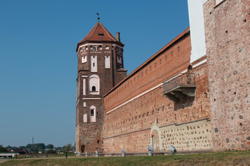 Fototapeta na wymiar tower of red brick castle in Belarus