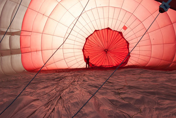 Setting up a hot air balloon