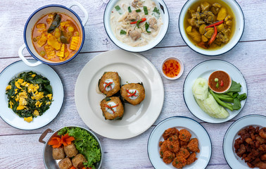 Thai Food Mixed Dishes Set