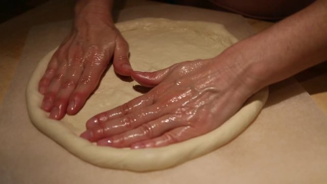Pasta fatta in casa per la pizza