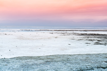 Chaka Salt Lake in Qinghai, China. Qinghai's Chaka Salt Lake is full of fantasy scenery