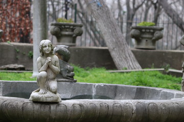 Angel praying