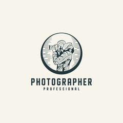Professional photographer logo design Premium Vector