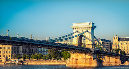 Naklejka premium The Chain bridge at sunset in Budapest
