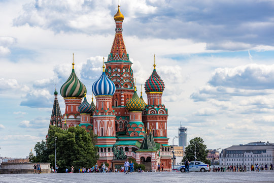Roter platz Basilius Kathedrale in Moskau