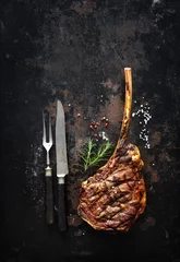  Grilled tomahawk beef steak with spices © Alexander Raths