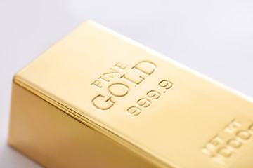 Fine gold bullion