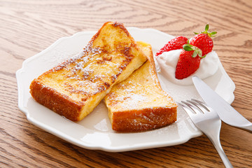 苺のフレンチトースト