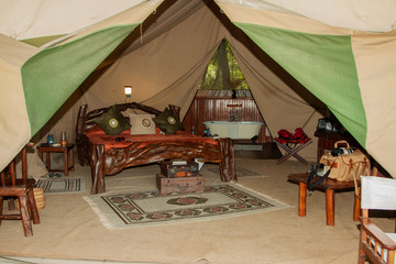 Safari tent © Alan Lucas