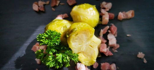 Rosenkohl mit Schinken