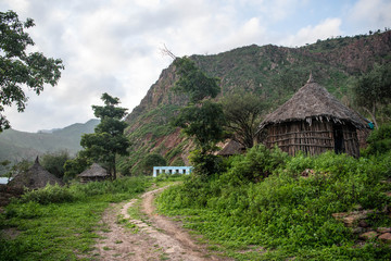 Traditional huts in Bankoualé
