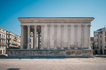 Obraz premium Maison Carrée à Nîmes