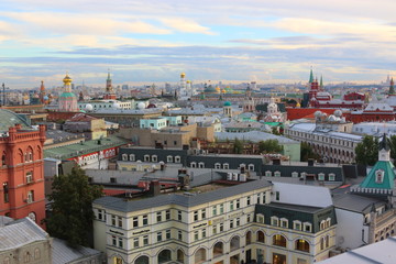 Fototapeta na wymiar beautiful view of the streets of Moscow