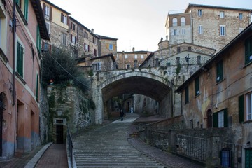 Fototapeta na wymiar The ancient pedestrian aqueduct street of Perugia, Italy