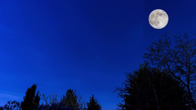 Timelapse de la pleine lune 