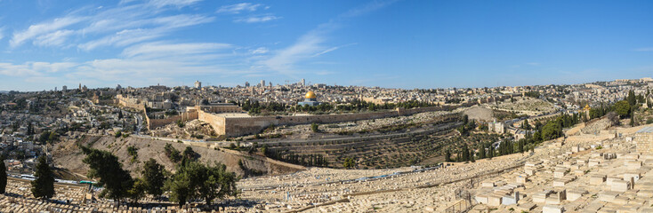 Fototapeta na wymiar Panorama of the Old City in Jerusalem.