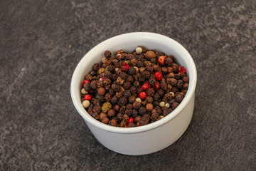 Peppercorn heap in the bowl