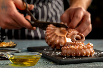 Appetizers and snacks that go well next to Turkish raki