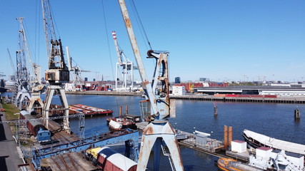 Alter Kran am Hamburger Hafen