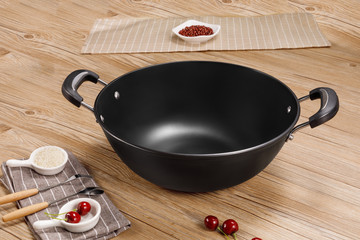 Iron pot