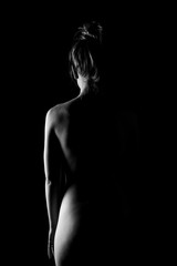 Obraz premium Naga kobieta sylwetka czarno-biała