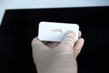 risultato di test COVID-19 il nuovo coronavirus partito da wuhan china