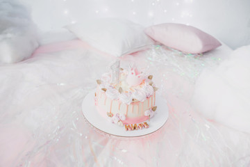 one year cake for a girl