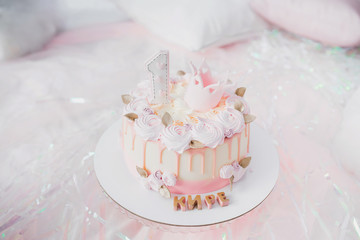 one year cake for a girl