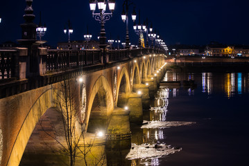 Bordeaux By night