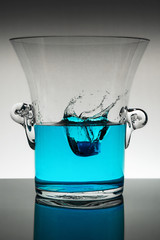 Splash azzurro ghiacciato