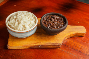 Frijoles paisas con arroz