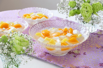 フルーツ杏仁豆腐