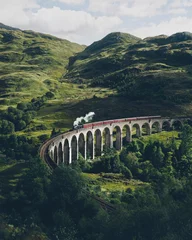 Deurstickers Glenfinnanviaduct Beroemde spoorweg in Schotland