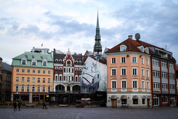 Fototapeta na wymiar Beautiful Riga city architecture with old buildings and brick streets.