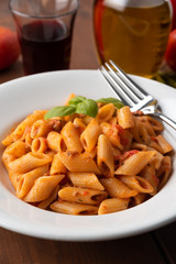 Piatto di pasta con ragu alla bolognese, cucina Italiana