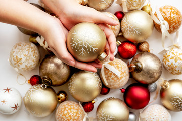 Fototapeta na wymiar Golden Christmas ornament